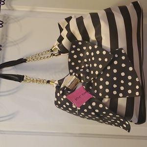 Betsey Johnson Bowliscious Blk/White Stripes & Large Pocadot Bow